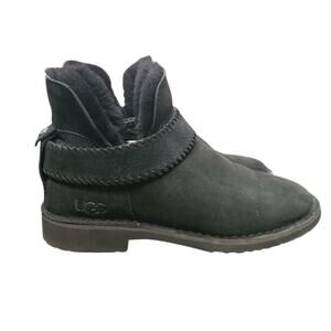 UGG McKay Classic Boot Black Size 8 GUC